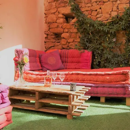La Bucolique, Et Jardin D'hotes 3* Sabran