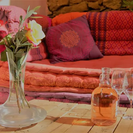 Bed and breakfast La Bucolique, Et Jardin D'hotes
